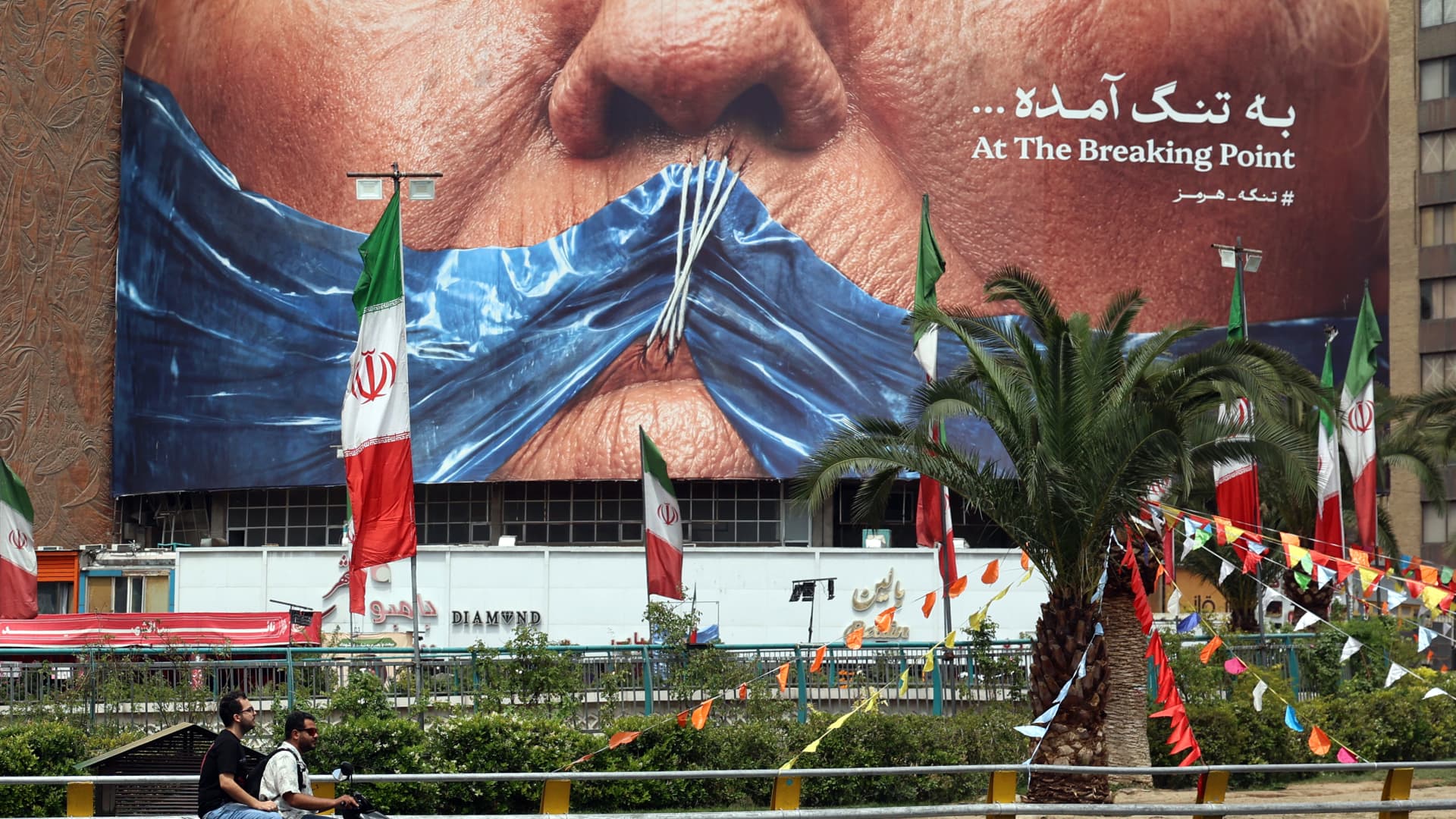 Iran stops negotiations with U.S., vows to 'completely' block Strait of Hormuz: State media